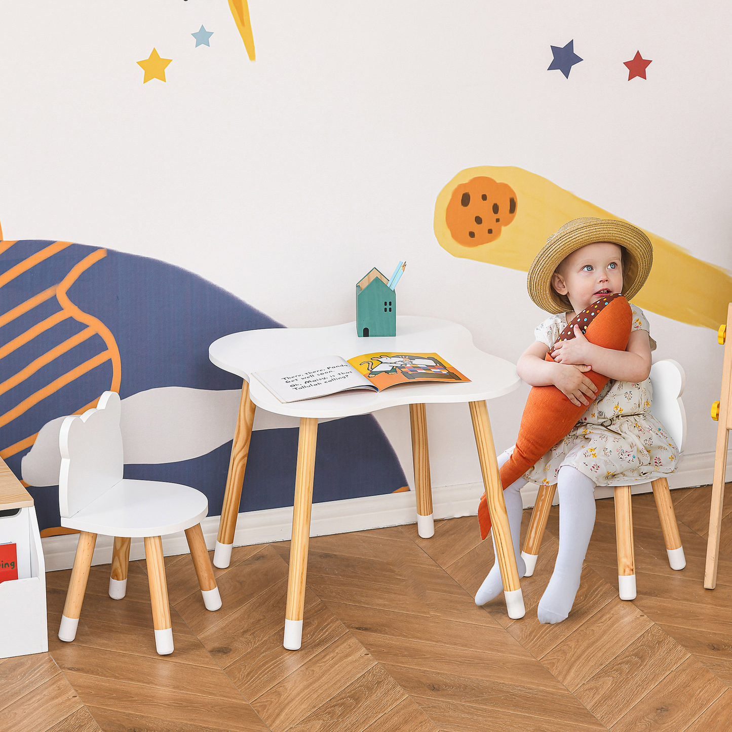 HOMCOM 3 Piece Kids Table and Chair Set with 2 Bear-shaped Chairs in White