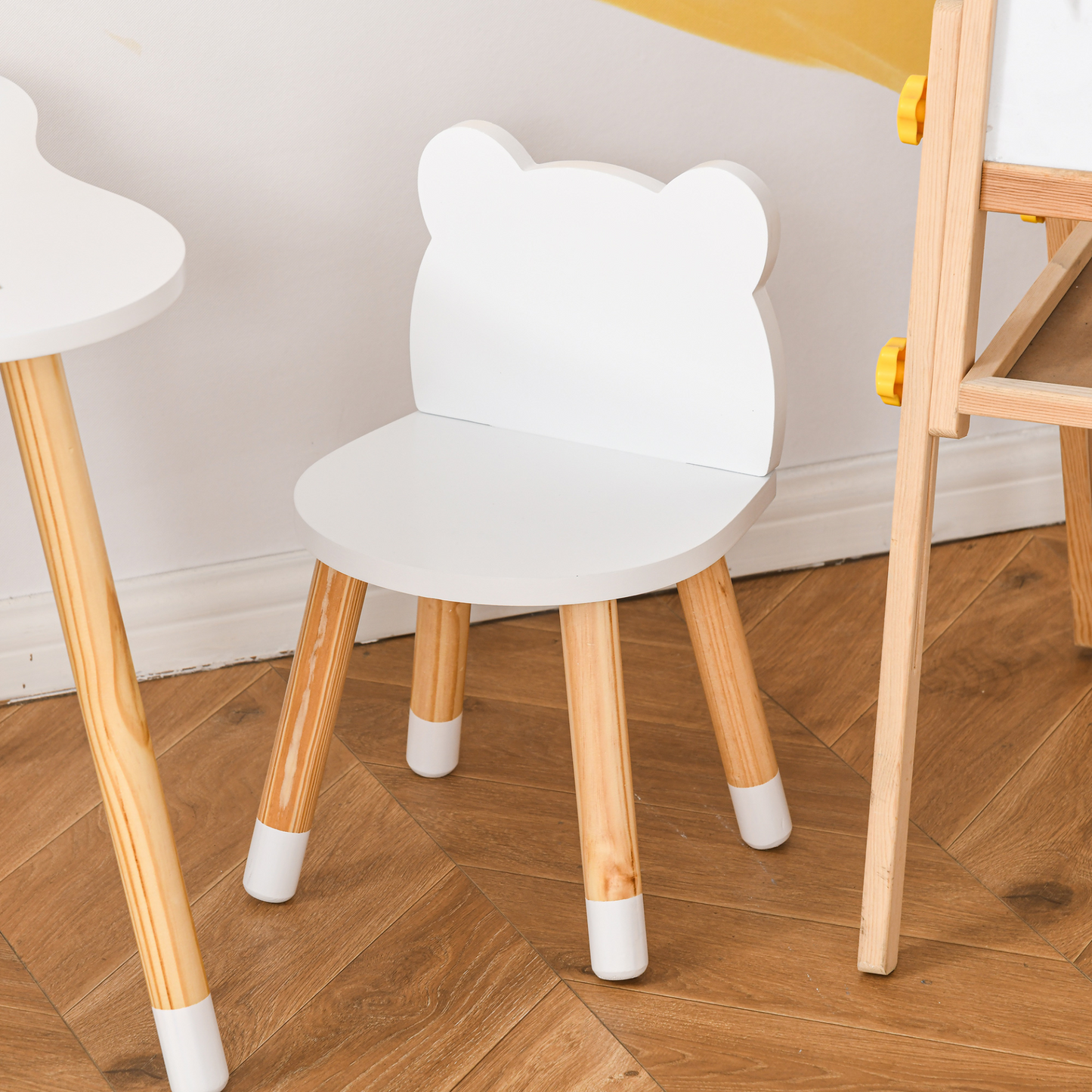 HOMCOM 3 Piece Kids Table and Chair Set with 2 Bear-shaped Chairs in White
