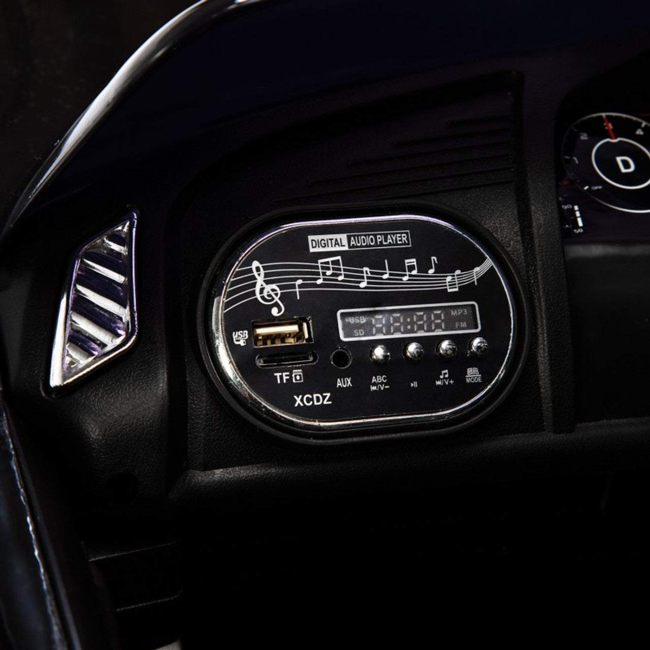 Licensed Audi R8 Spyder 12V Electric Ride On Car Black with 2.4GHz remote