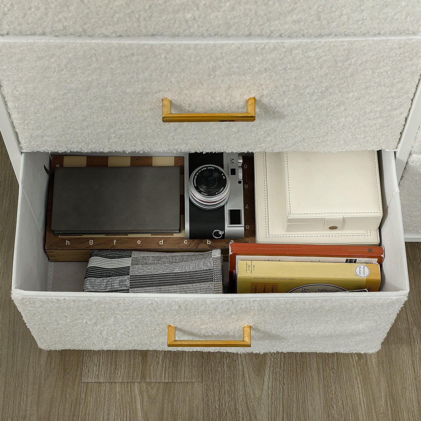 HOMCOM Chest of Drawers with 9 Fabric Drawers, Boucle Storage Organiser with Steel Frame, Fabric Dresser for Bedroom, Living Room, Hallway, Cream White