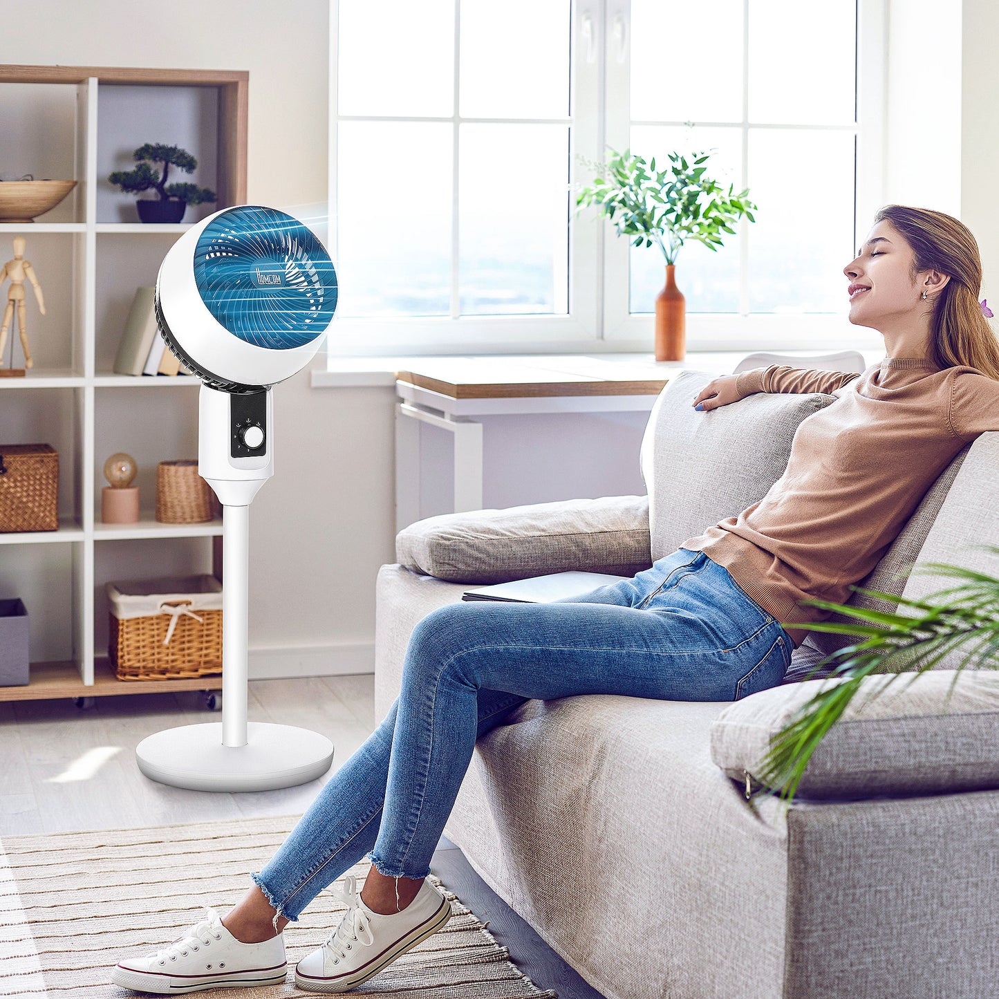 HOMCOM 9'' Air Circulator Fan 3 Speed, 70° Oscillation 90° Vertical Tilt, Carry Handle, Pedestal Fan, Pedestal Fan for Living Room, Bedroom, Office, White and Black