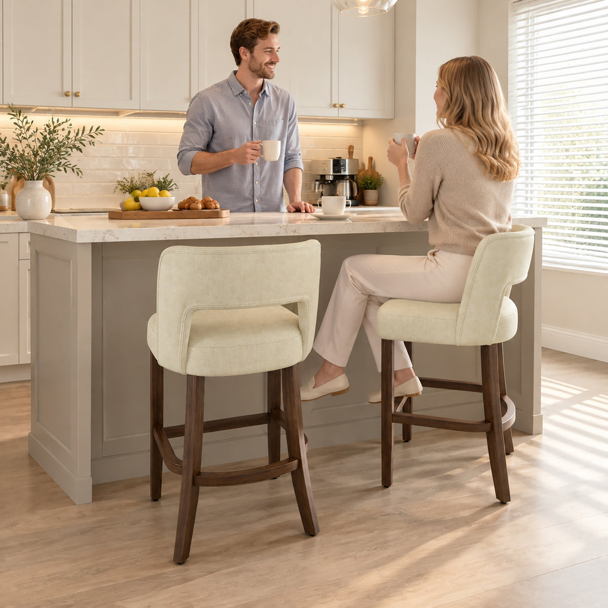 HOMCOM Bar Stools Set of 2, Counter Height Bar Stools with Curved Backrest, for Kitchen Island, Dining Room, Living Room, Beige
