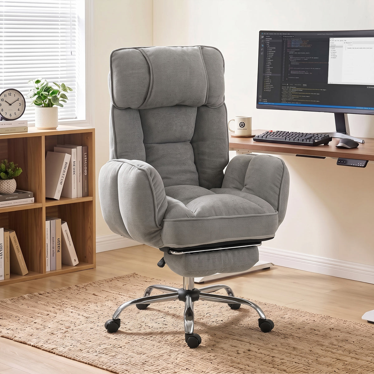 HOMCOM Executive Office Chair Height Adjustable Desk Chair Reclining Flip-up Armrest Footrest, Grey