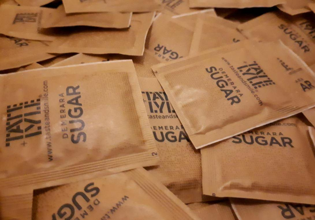 TATE & LYLE Pure Granulated Cane White and Brown Demerara Sugar Sachets