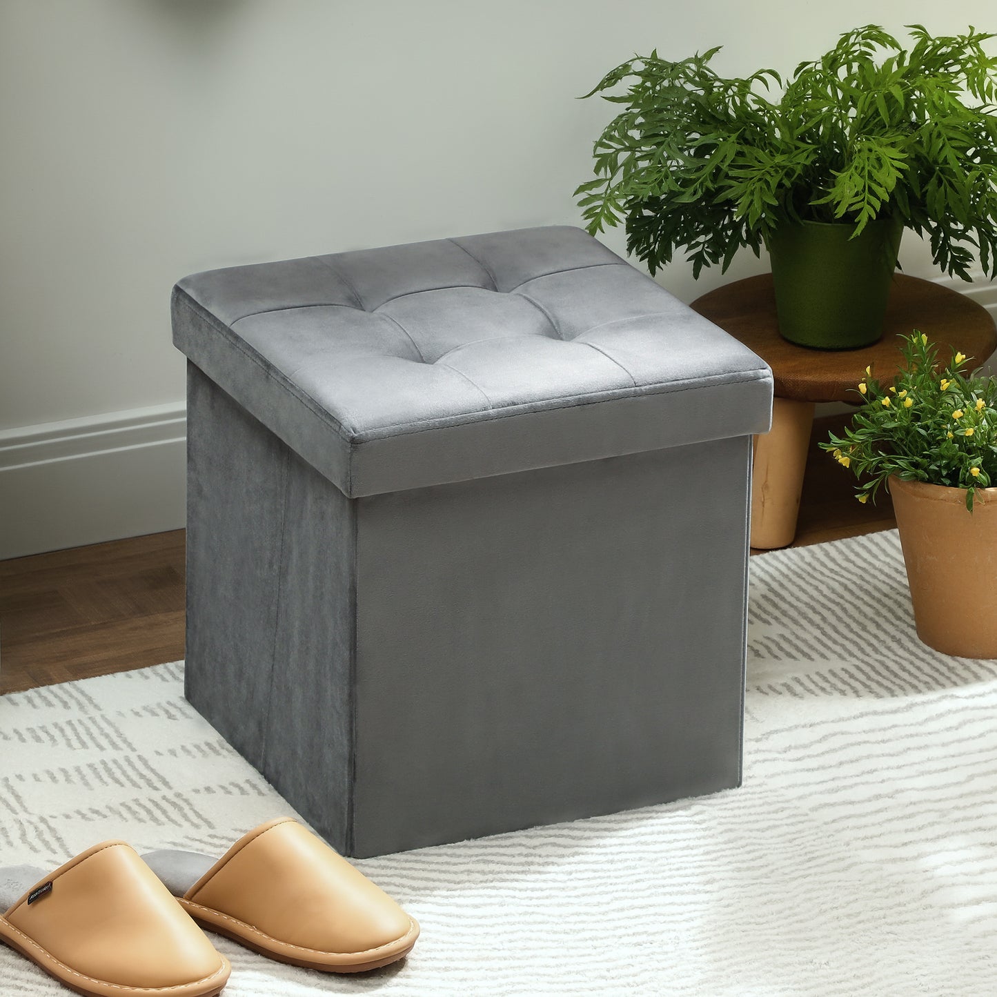 HOMCOM Foldable Velvet-Feel Storage Ottoman - Grey