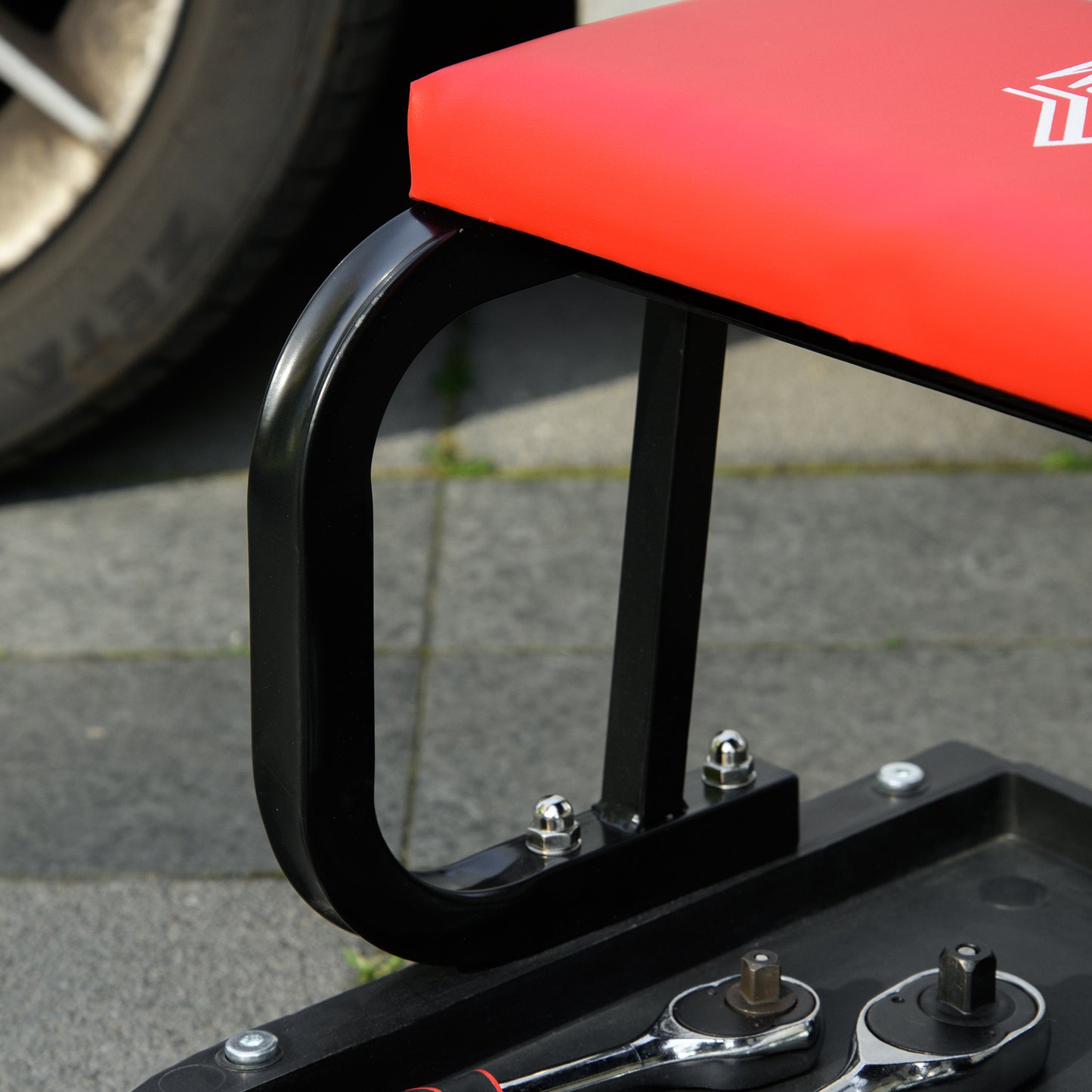 HOMCOM Workshop Stool, Rolling Machine Stool with 360Â° Swivel, Padded Seat, Tool Tray, Red