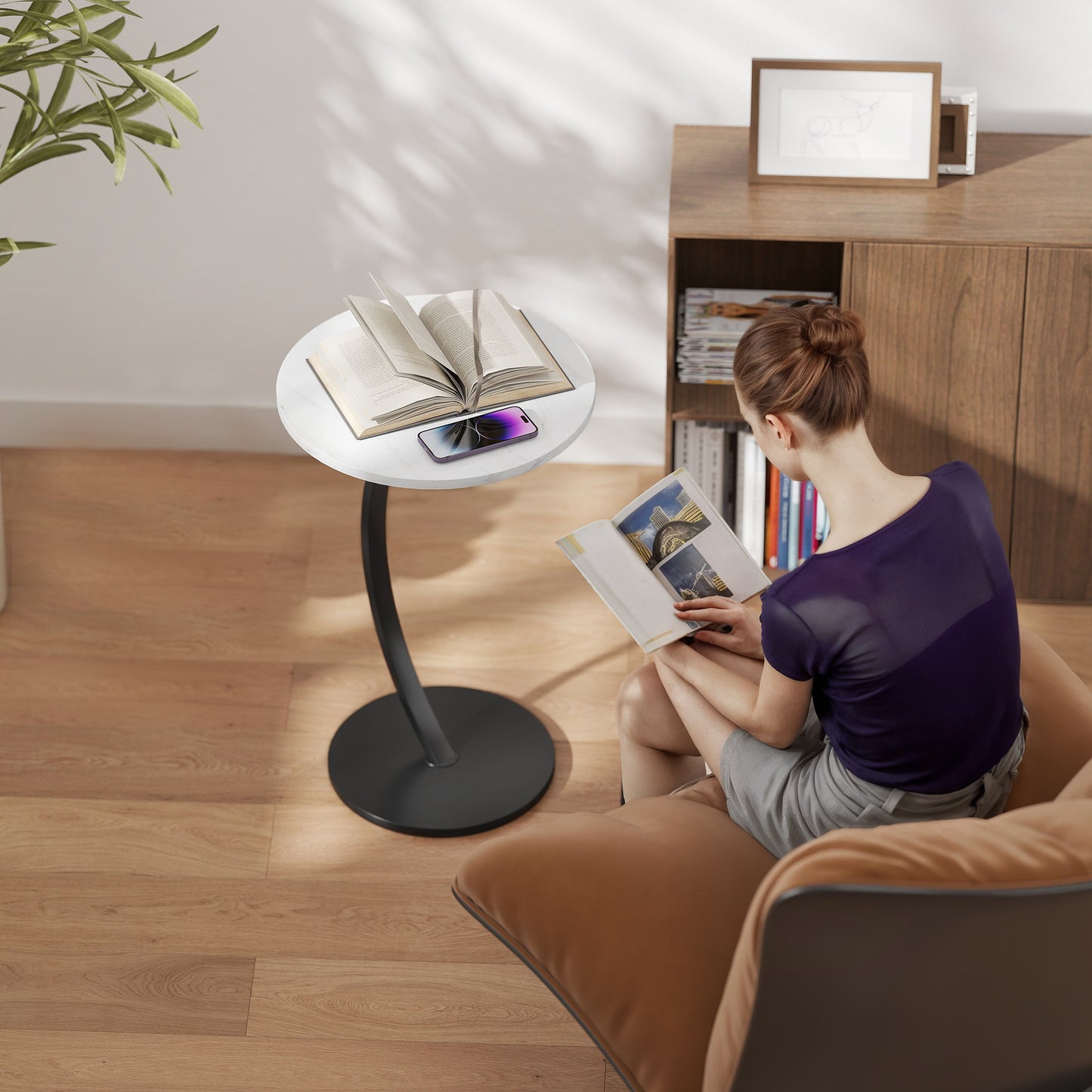 HOMCOM C Shaped Side Table, Round Bedside Table with Marble Effect Top, Modern Coffee Table Sofa End Table with Metal Frame for Living Room Bedroom Office, White