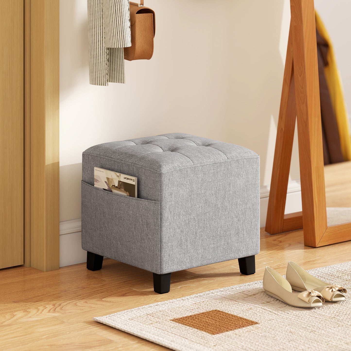 HOMCOM Square Footstool, Small Ottoman with Side Pocket, Linen Fabric Footrest Foot Stool with Rubber Wood Legs and Padded Seat for Living Room, Bedroom, Entryway, 35 x 35 x 35cm, Light Grey