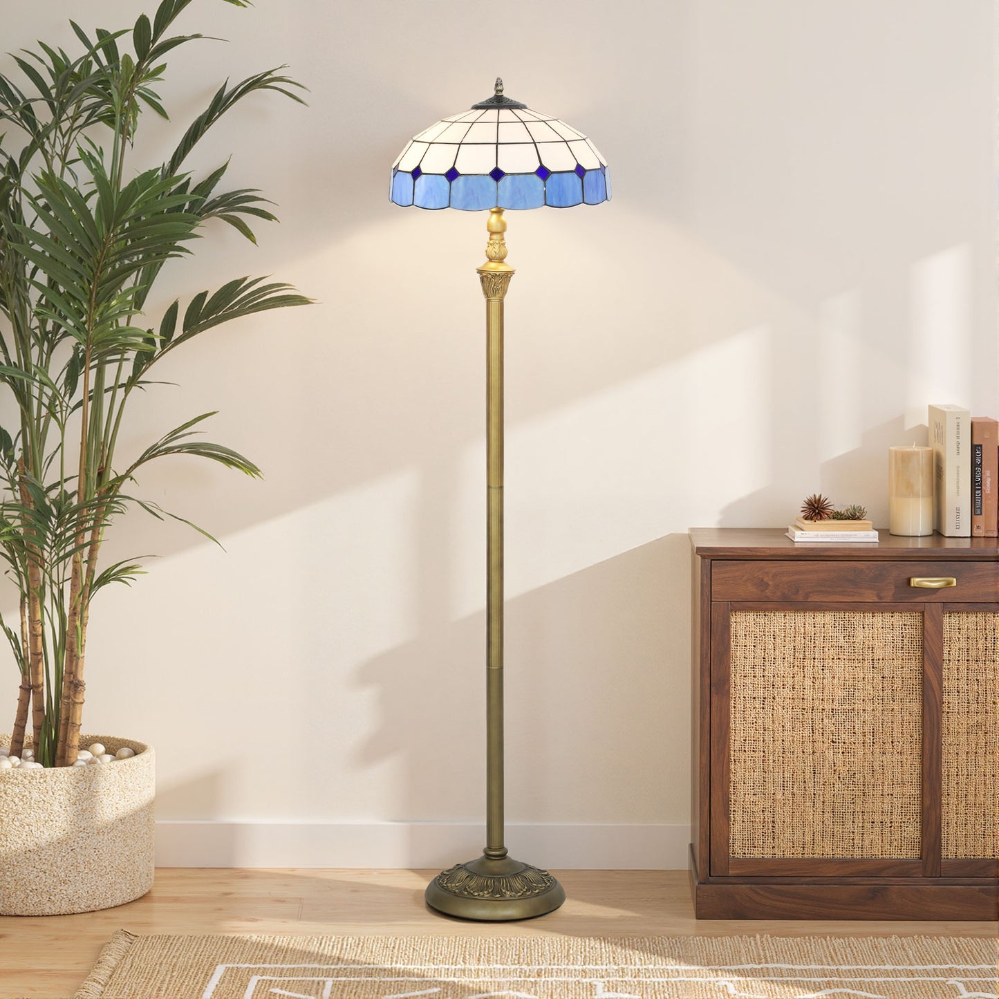 HOMCOM Tiffany-Style Floor Lamp with Handcrafted Stained Glass Shade, 152cm Tall Vintage Standing Lamp with Foot Switch and Dual Sockets for Living Room Bedroom, Bronze Tone and Blue