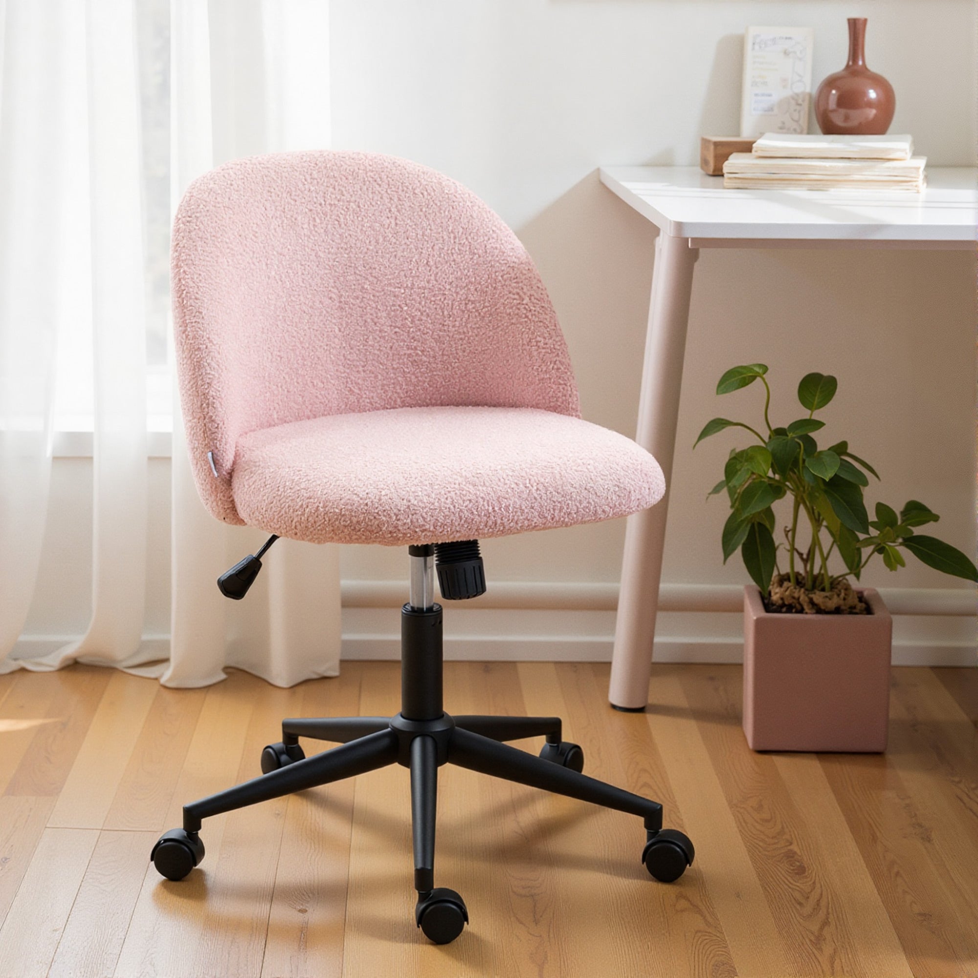 HOMCOM Teddy Fleece Office Chair with Wheels - Light Pink ...