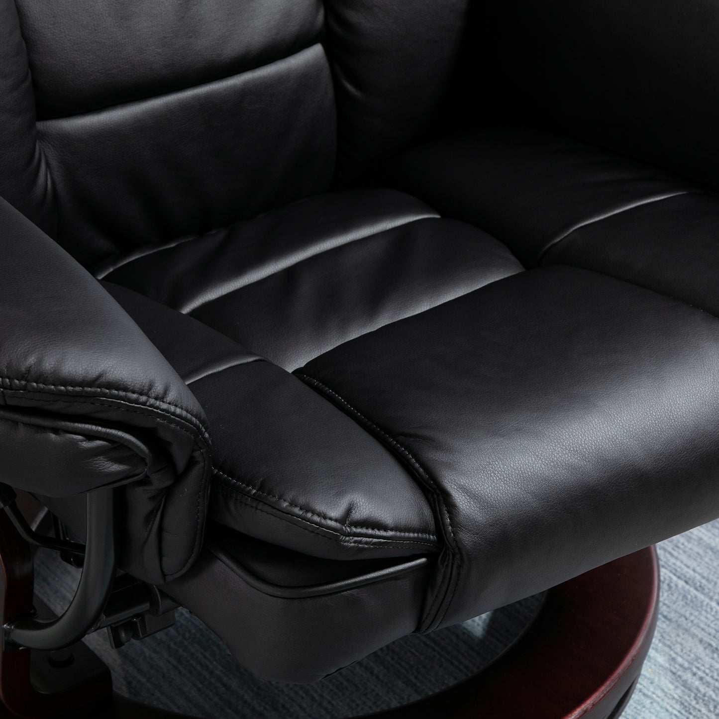 HOMCOM Recliner Chair With footstool, Recliner Armchair up to 130kg Weight Capacity, 135° Reclining Swivel Sofa Chair, PU Leather Ergonomic Couch Bed with Swivel Wood Base for Living Room, Black