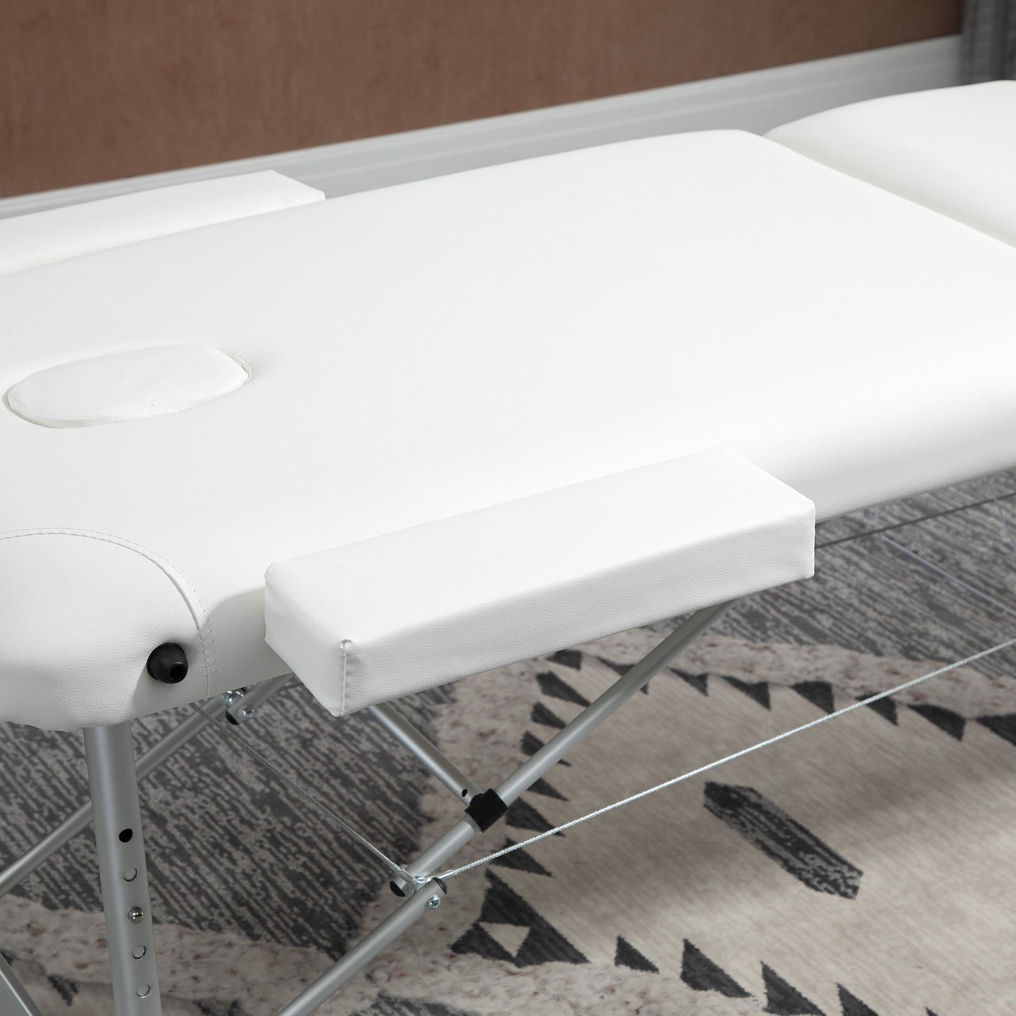 HOMCOM Foldable Massage Bed Portable Table, 3-Section Aluminium Foldable Beauty Couch, Professional Salon Spa Table with Headrest Support and Carry Bag, 81 cm Width, White