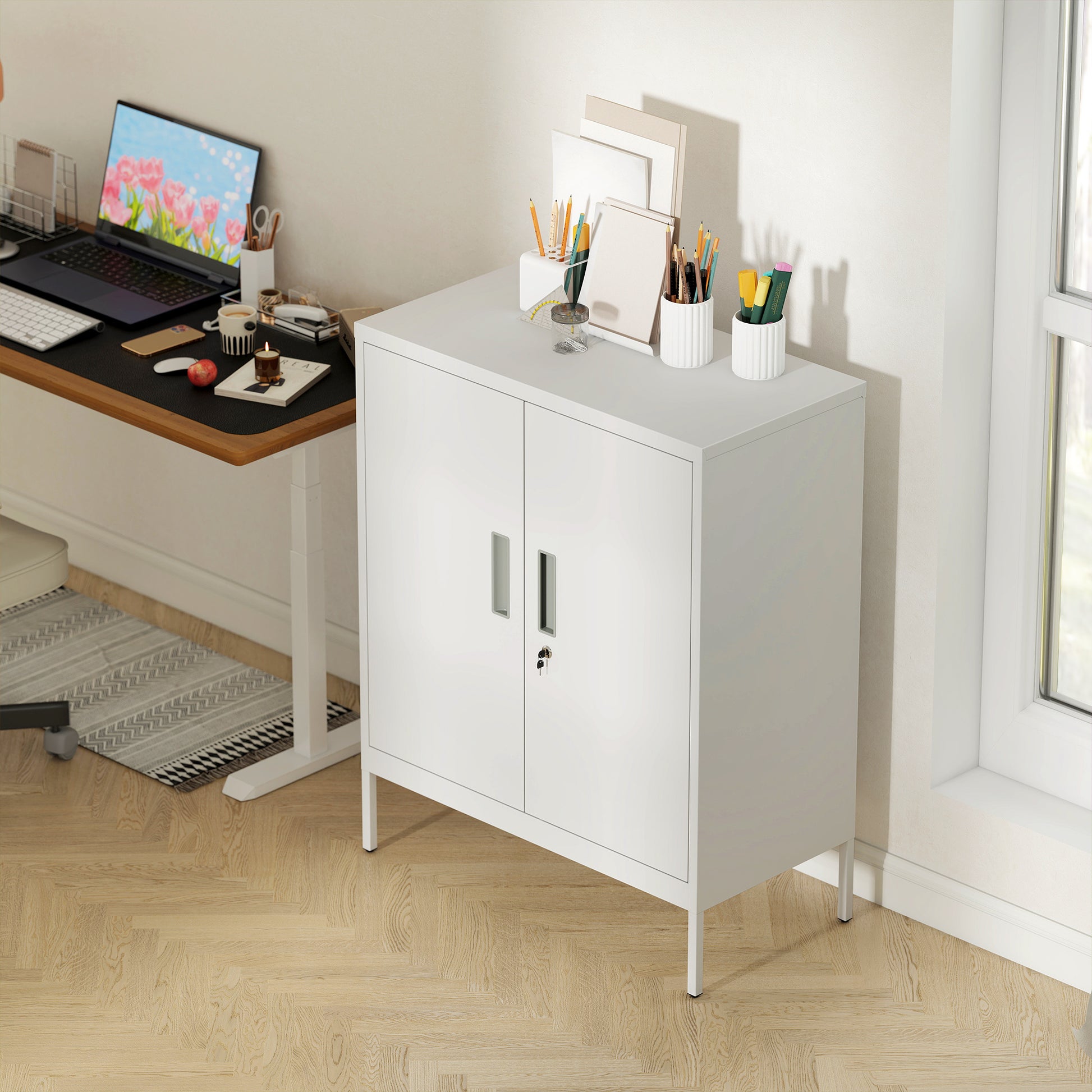HOMCOM Metal Storage Cabinet with Lock and Adjustable Shelves - White
