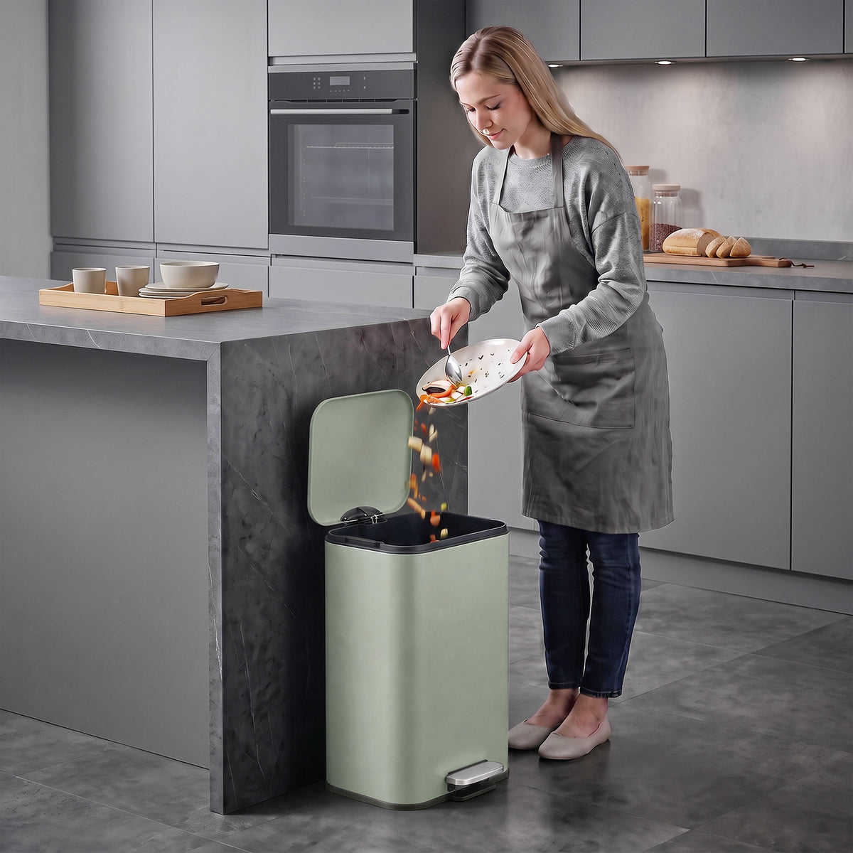 HOMCOM 20 L Kitchen Pedal Bin, Metal Rubbish Bin with Removable Inner Bucket, Soft-Close & Stay-Open Lid, Light Green