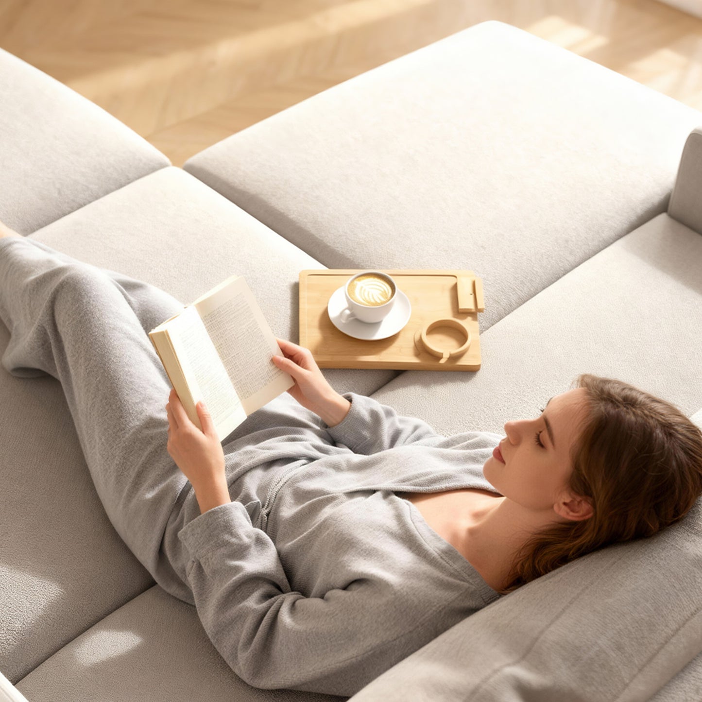 HOMCOM Anti-Slip Sofa Armrest Tray, Bamboo Sofa Arm Tray with 360Â° Phone Holder and Removable Cup Holder, Natural