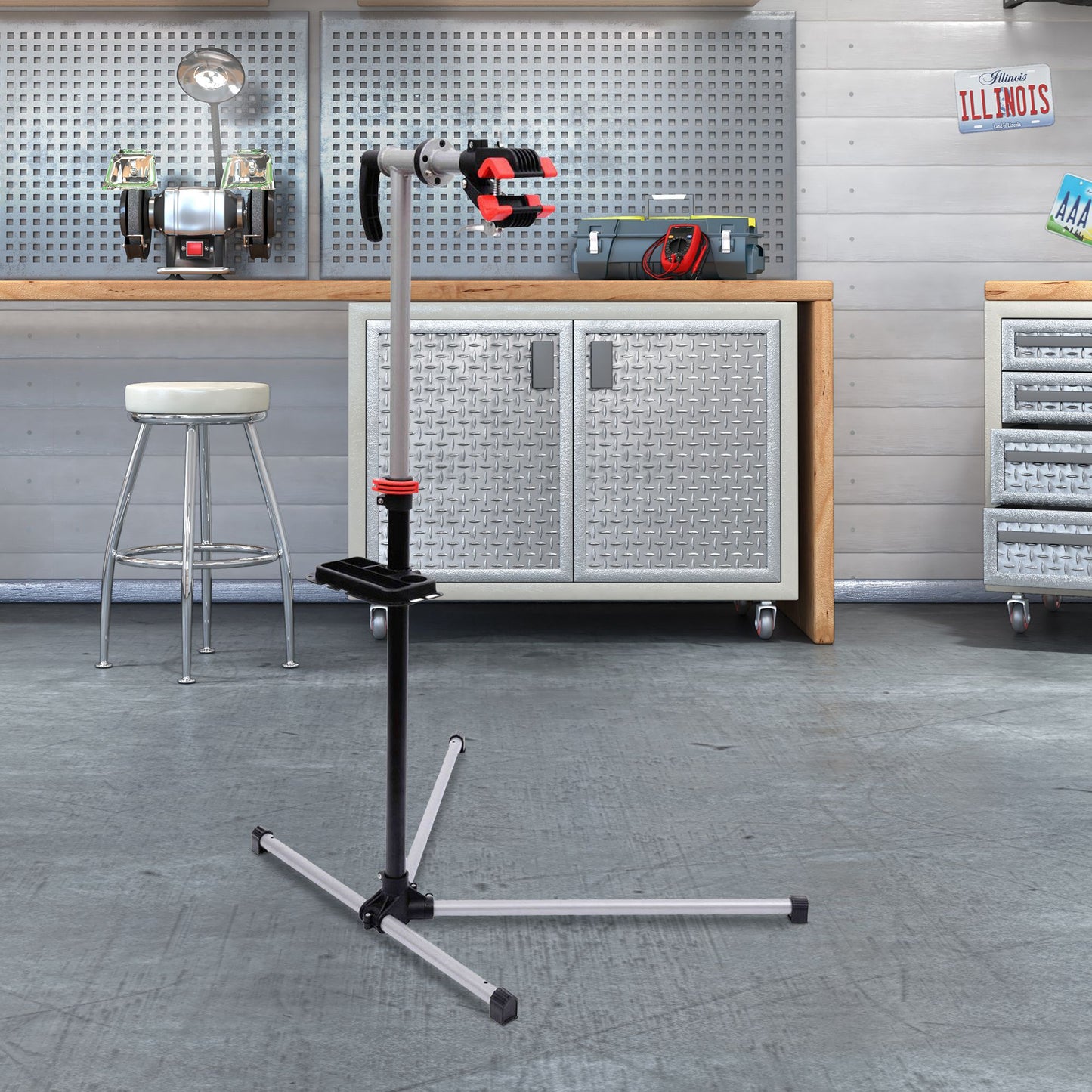 HOMCOM Bike Repair Stand Workstation, Bicycle Maintenance Workstand, Height Adjustable, with Tool Tray & 360Â° Rotating Adjustable Clamp for Home Mechanic Workshop