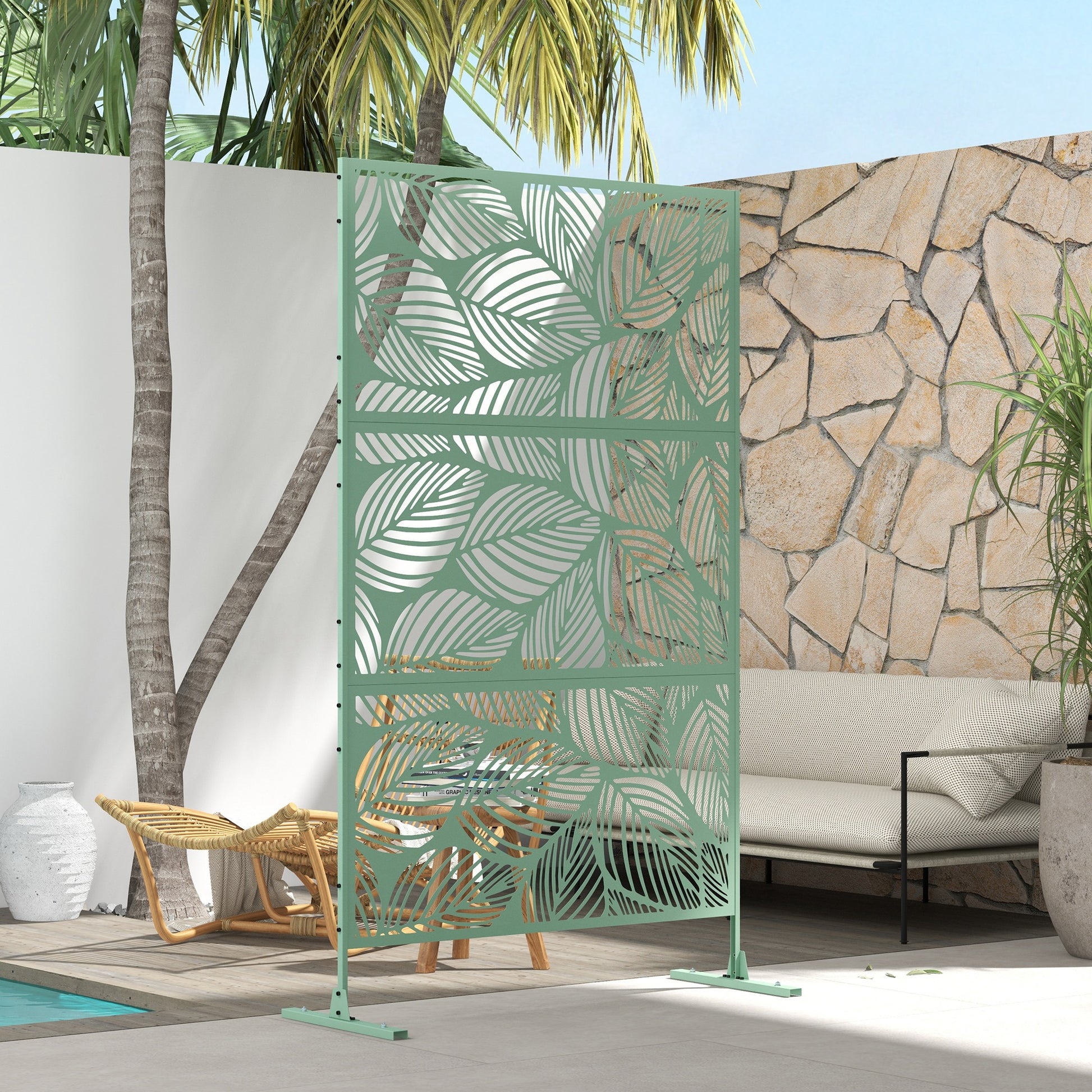 Outsunny Metal Decorative Privacy Screen Outdoor Divider, Green Leaf
