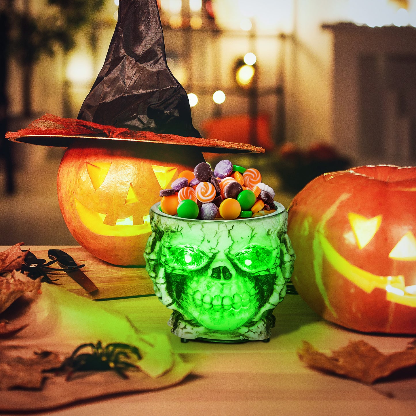 HOMCOM 14cm 5.5" Skeleton Candy Bowl Outdoor Halloween Decoration, Halloween Prop with Sound Activated, Light Up Eyes, Sound Effects for Haunted House