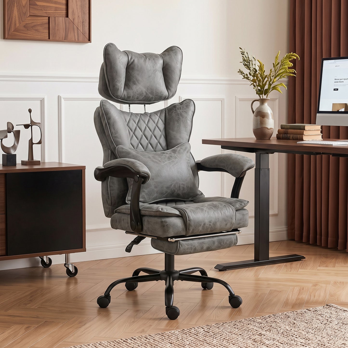 HOMCOM Executive Office Chair, Leathaire Big and Tall Office Chair 180 kg with Wide Seat, Reclining, Lumbar Support, Grey