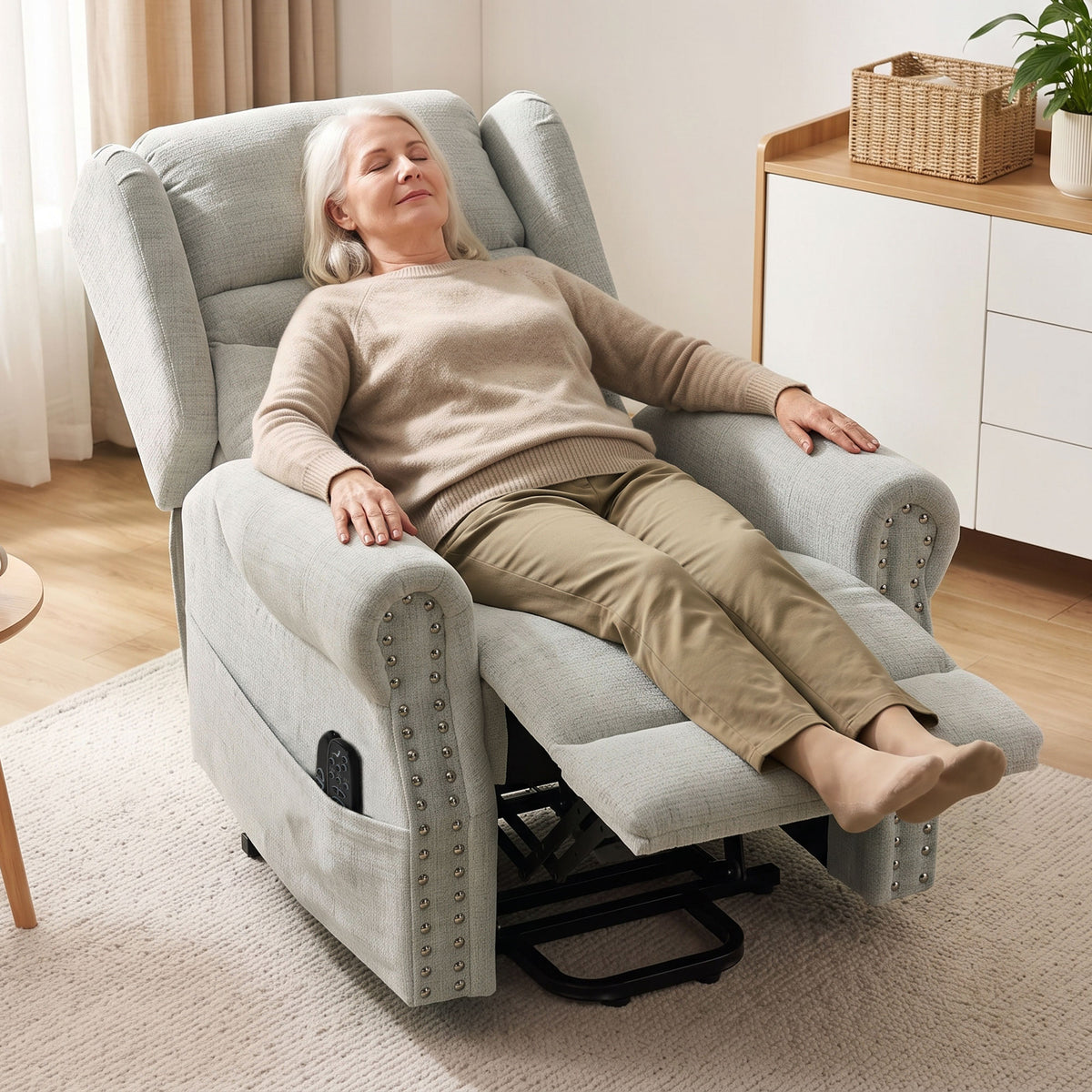 HOMCOM Riser Recliner Chair with Massage and Heat, Chenille Electric Power Lift Recliner Chair, Light Grey