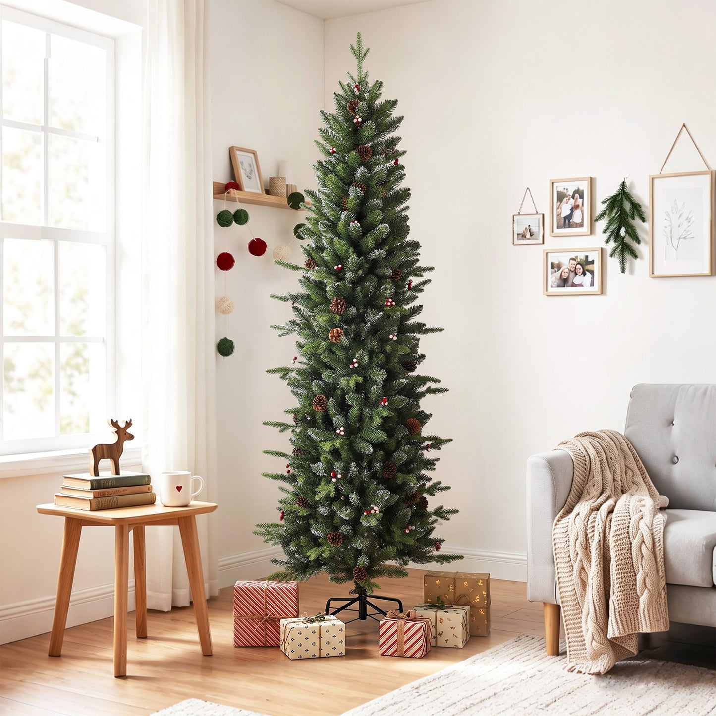 HOMCOM Slim Gracious Pine Xmas Tree, 7ft/210cm Artificial Christmas Tree with 904 Branch Tips, Foldable Steel Stand, Green
