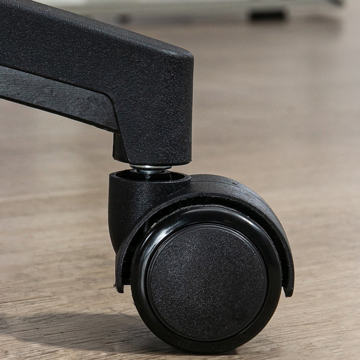 Vinsetto Multi-Adjustable Office Chair, with Lumbar Support, Headrest and Mesh Back - Black