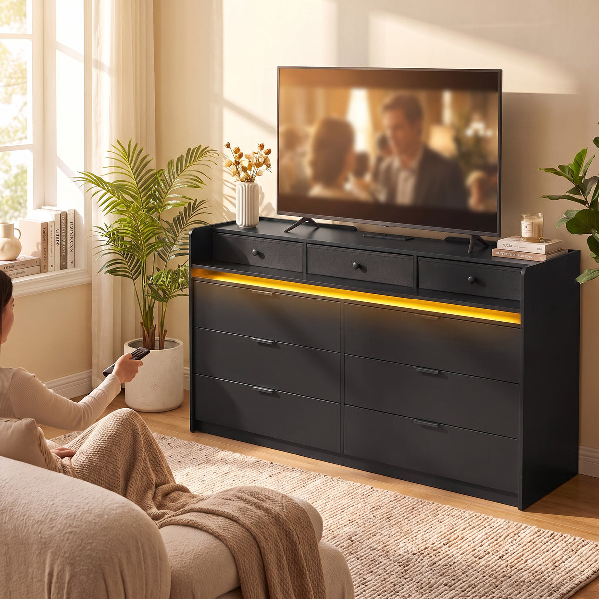 HOMCOM Chest of Drawers for Bedroom with LED Light & Charging Station, 9 Drawers Storage Unit/TV Stand, Black