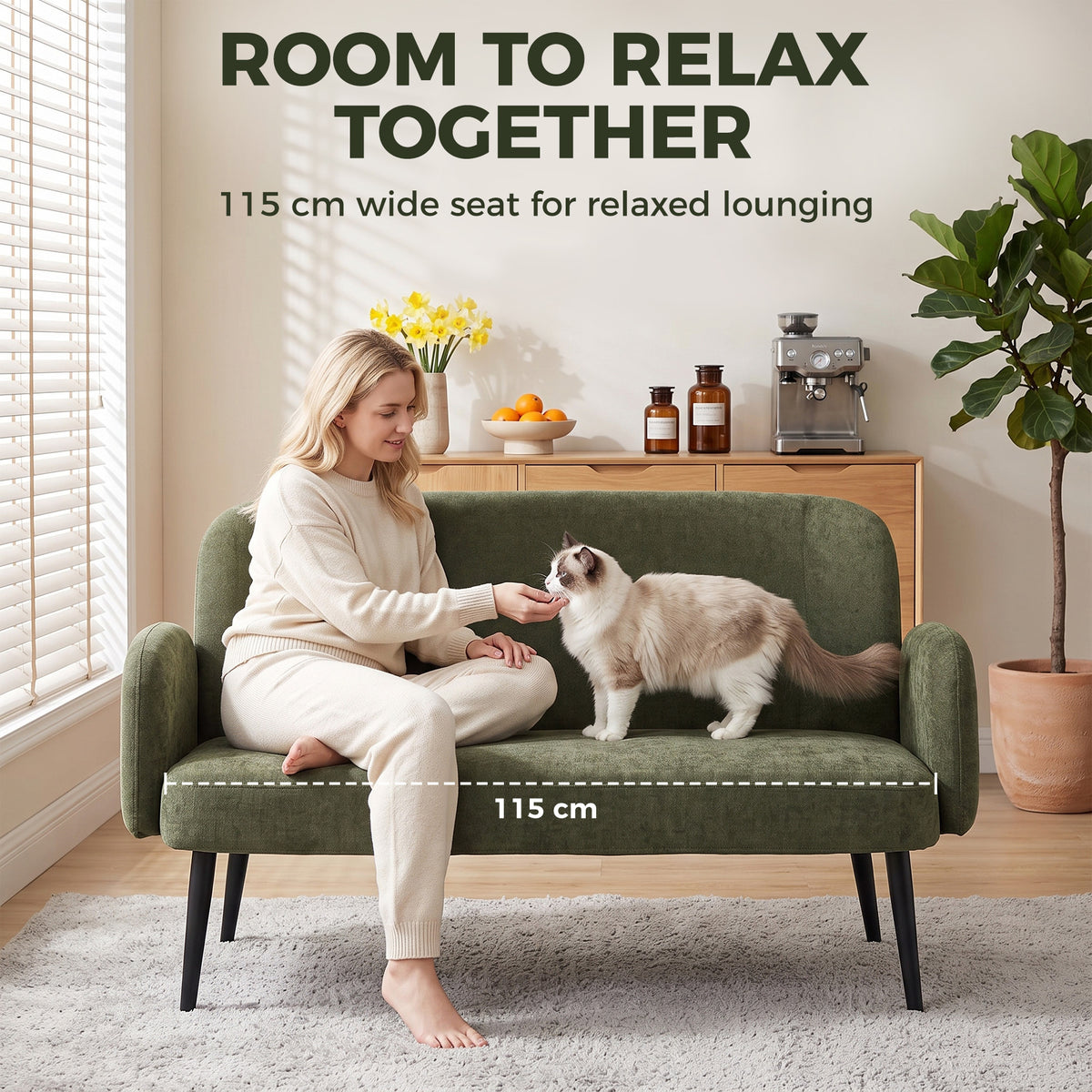 HOMCOM 132cm 2 Seater Sofa, Velvet Comfy Small Sofa Couch with Wide Seat, Thick Padding, Tapered Metal Legs, Green
