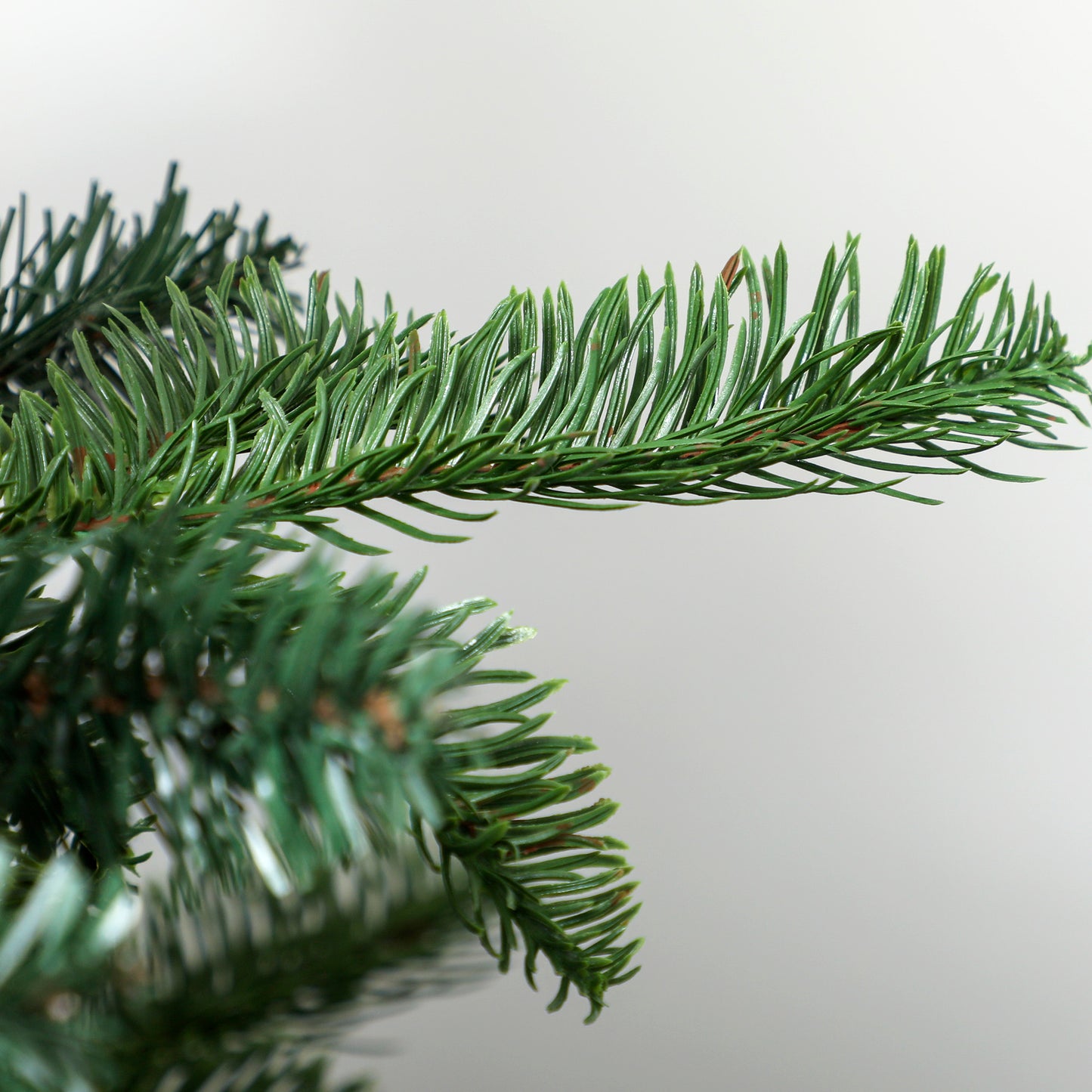 HOMCOM 6ft Artificial Christmas Tree with Realistic Branches, Easy Assembly - Green