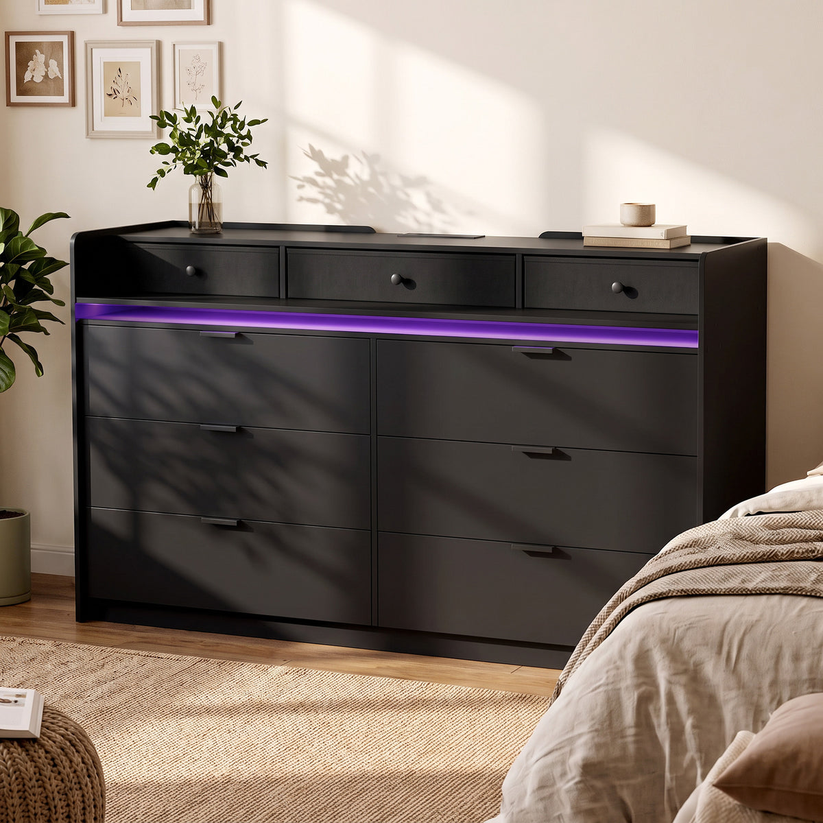 HOMCOM Chest of Drawers for Bedroom with LED Light & Charging Station, 9 Drawers Storage Unit/TV Stand, Black