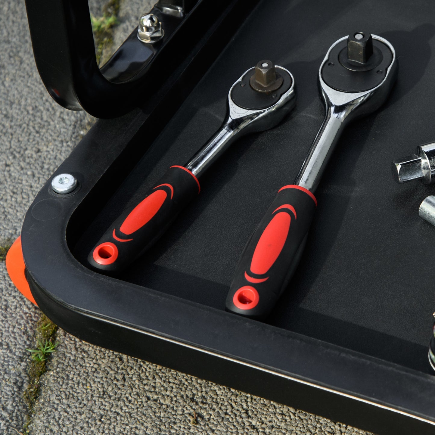 HOMCOM Workshop Stool, Rolling Machine Stool with 360Â° Swivel, Padded Seat, Tool Tray, Red
