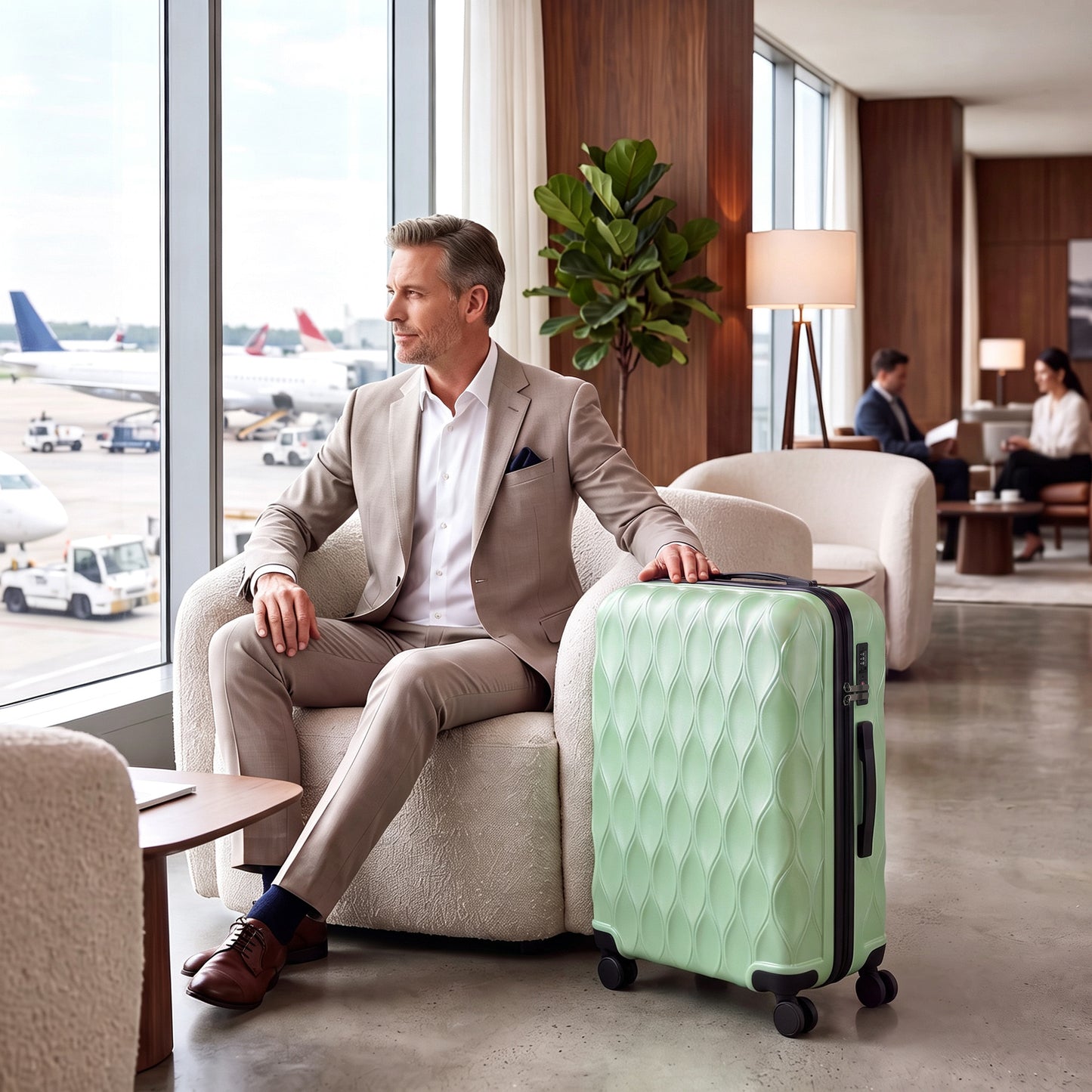 HOMCOM 65cm 64L Suitcase, Lightweight ABS Hard Shell Carry On Luggage with TSA Lock, Spinner Wheels, Telescopic Handle, Green