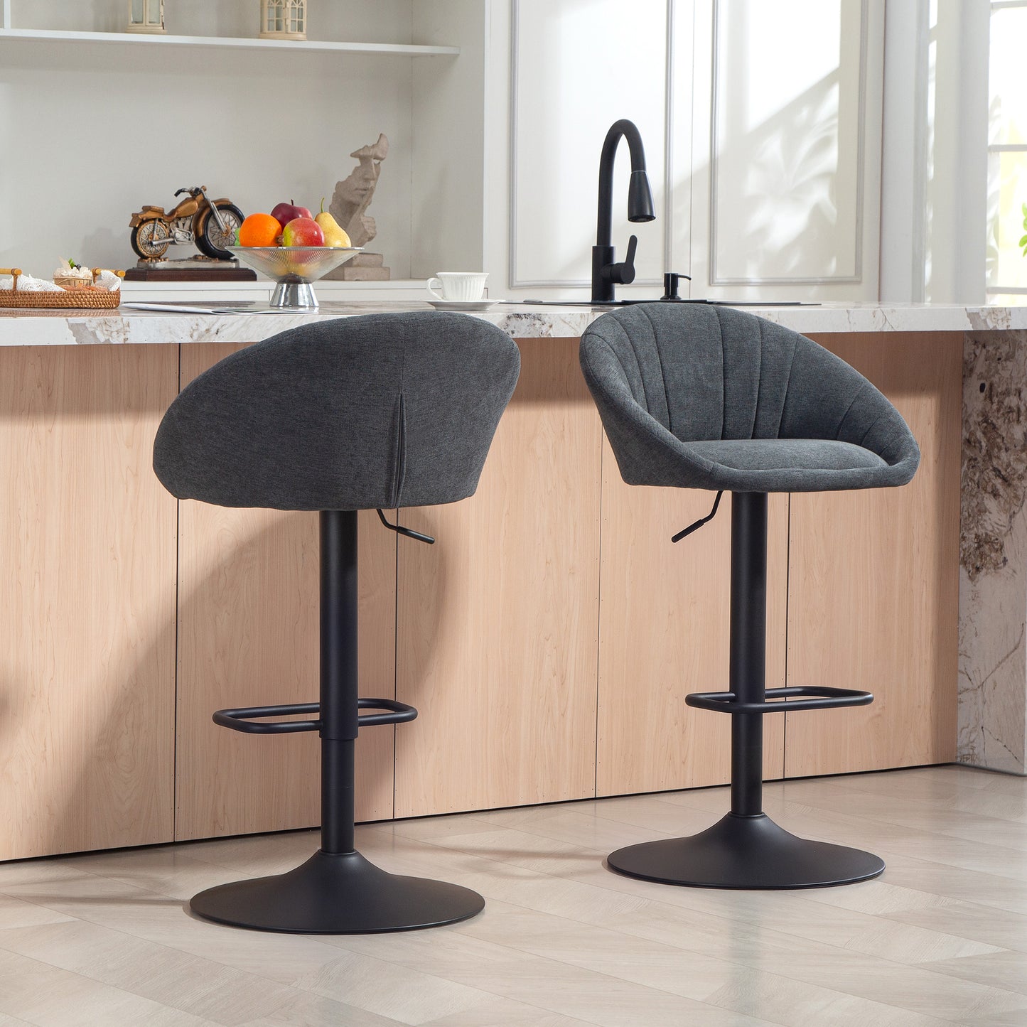 HOMCOM Set of Two Relaxed Tub Bar Stools - Dark Grey