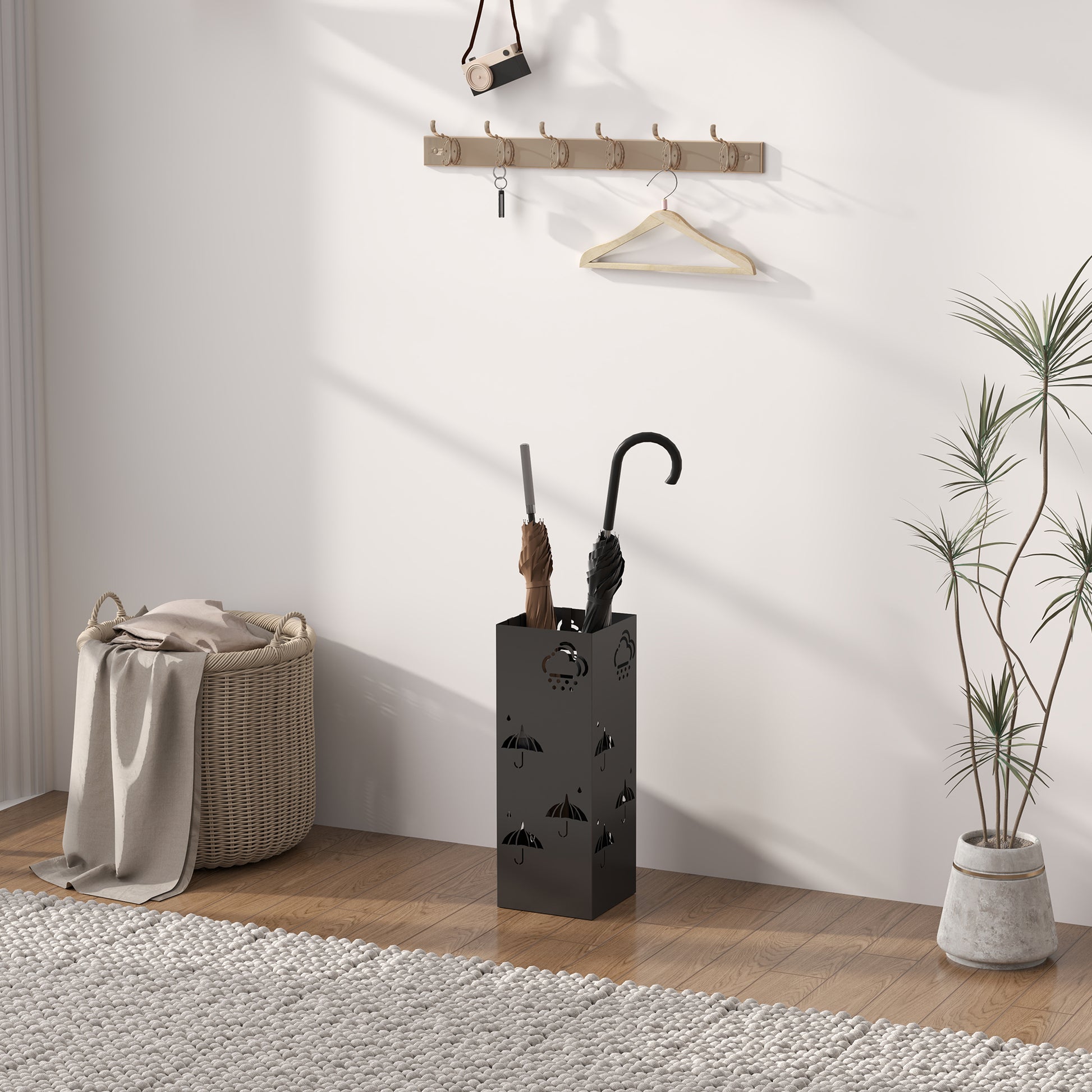 HOMCOM Metal Umbrella Stand, Square Umbrella Holder with Removable Drip Tray and 4 Hooks, Decorative Umbrella Storage Rack for Hallway, Entryway, 15.5 x 15.5 x 41 cm, Black