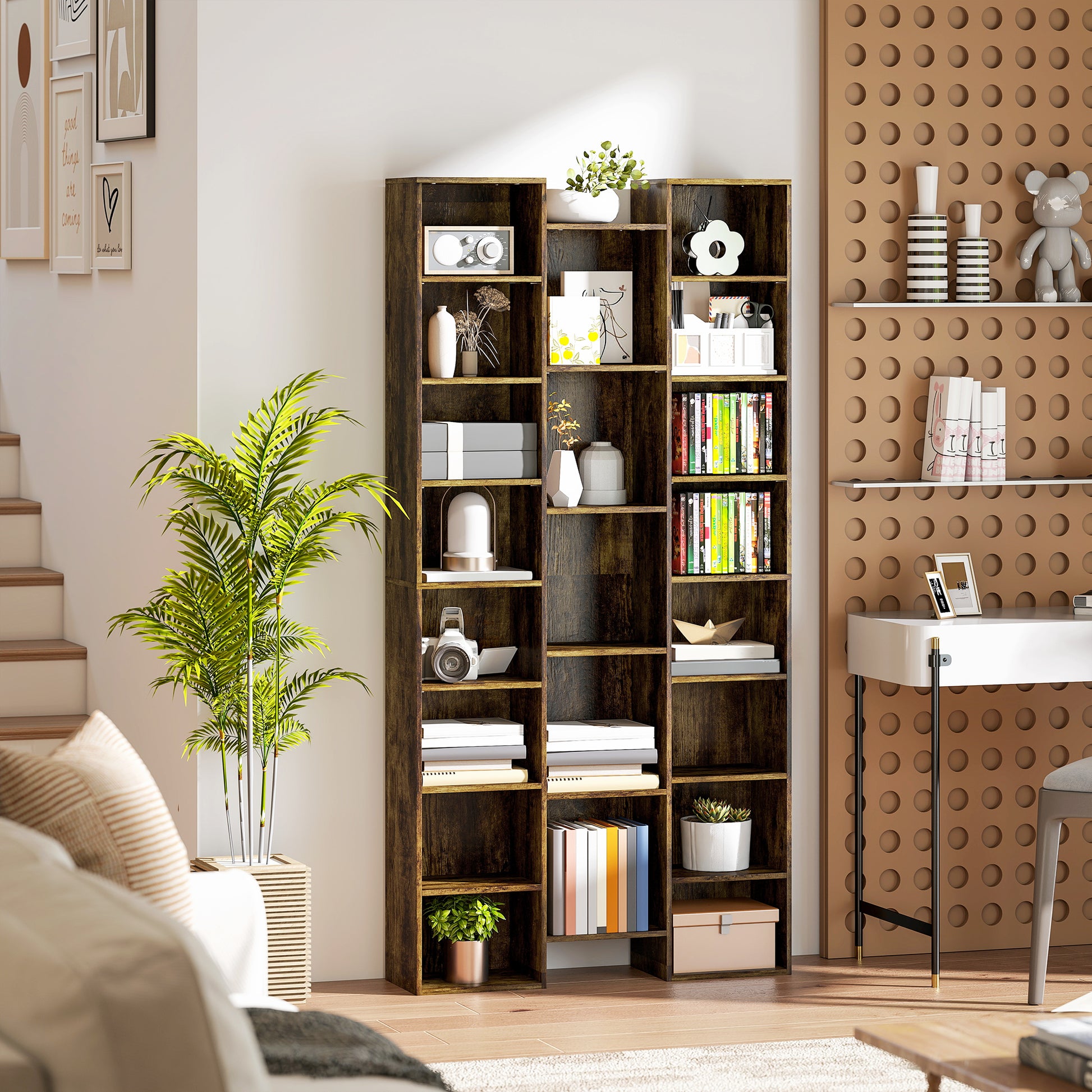 HOMCOM 21-Compartment Bookshelf - Brown