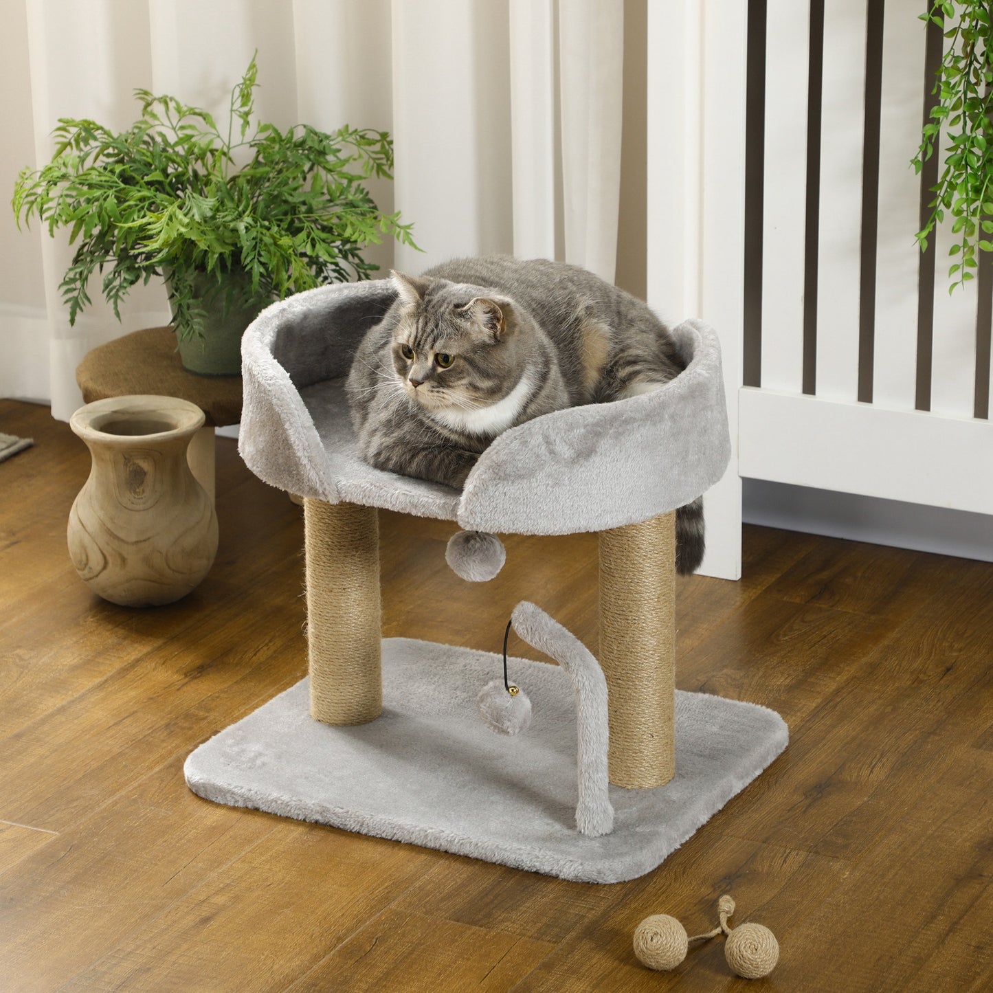PawHut Designer cat tree scratching post with 2 hanging pom-pom toys 2 jute posts plush jute platform 48 x 38 x 42 cm gray