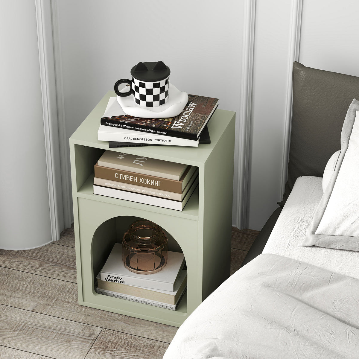 HOMCOM Set of 2 Bedside Tables with 2 Open Compartments - Light Green