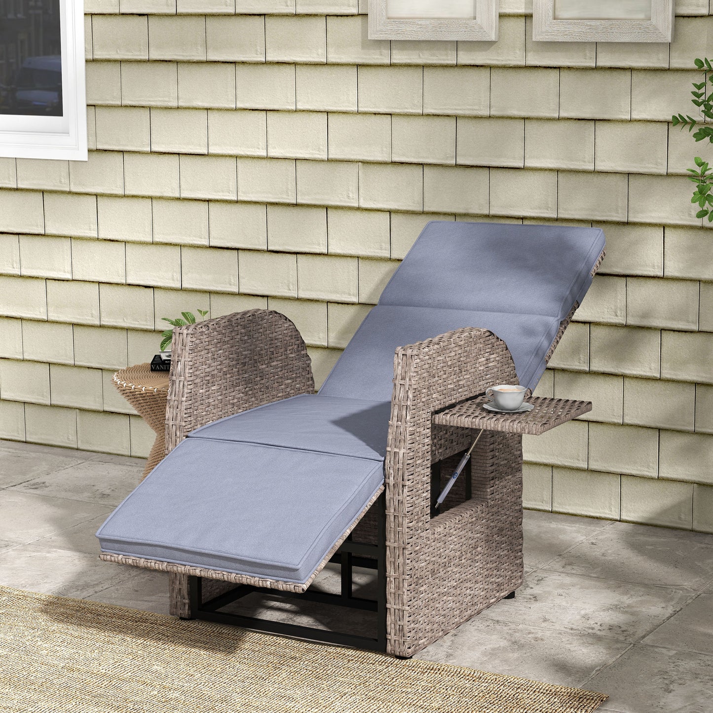 Outsunny 148Â° Reclining Rattan Garden Armchair, with Footrest - Brown/Grey