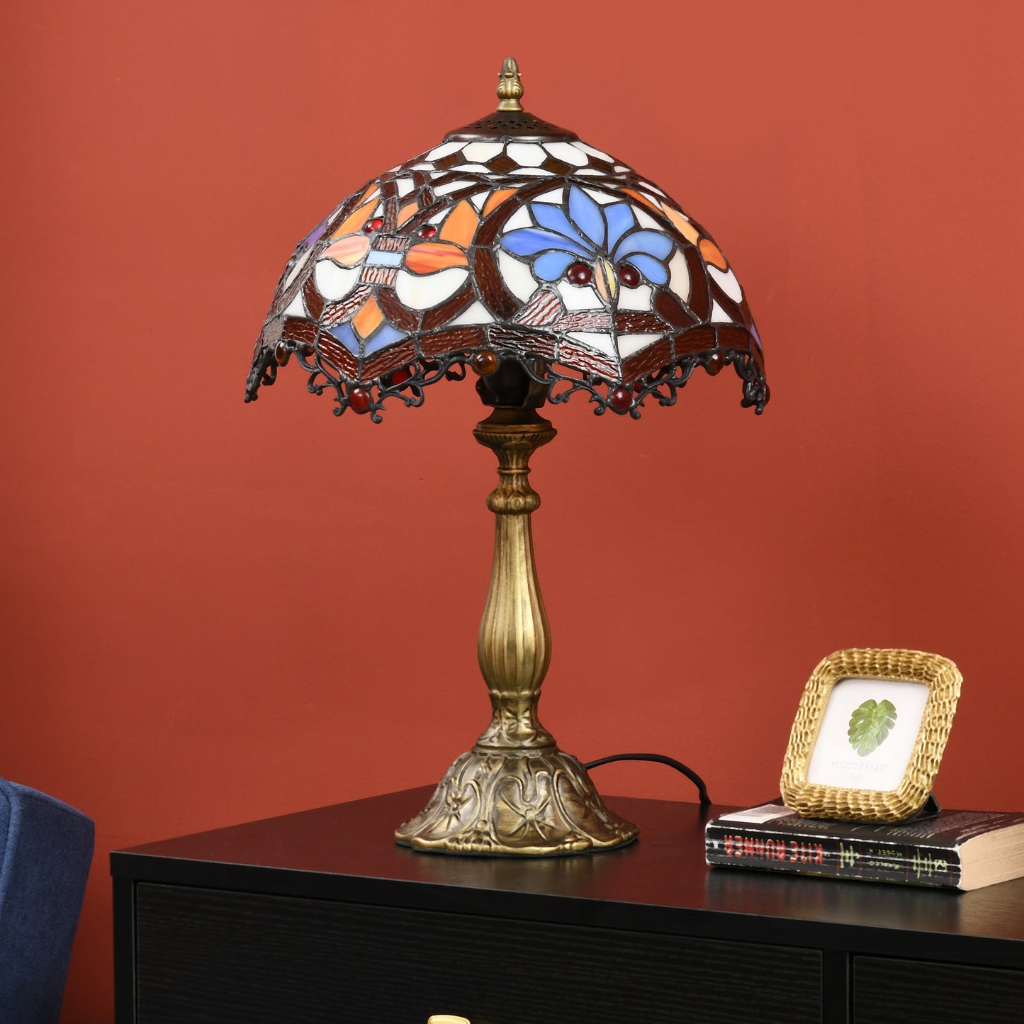 HOMCOM Stained Glass Table Lamp, Handcrafted Artisan Collectible, Suitable for Living Room and Bedside, Multi-Coloured, Ð¤30 x 48Hcm, Zinc Alloy.