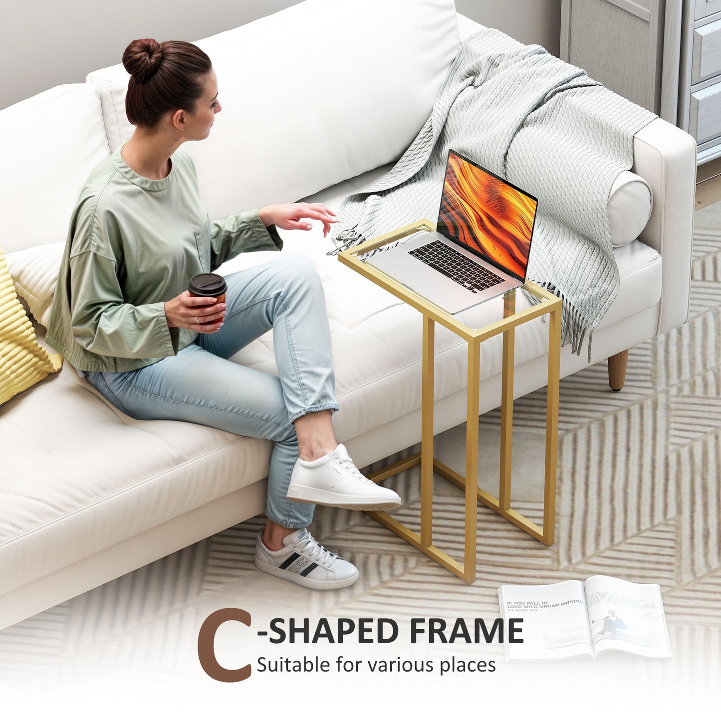 HOMCOM C-Shaped Side Table, Modern Slim End Table with Tempered Glass Tabletop, Steel Frame for Small Space, Living Room, Bedroom, Gold Tone