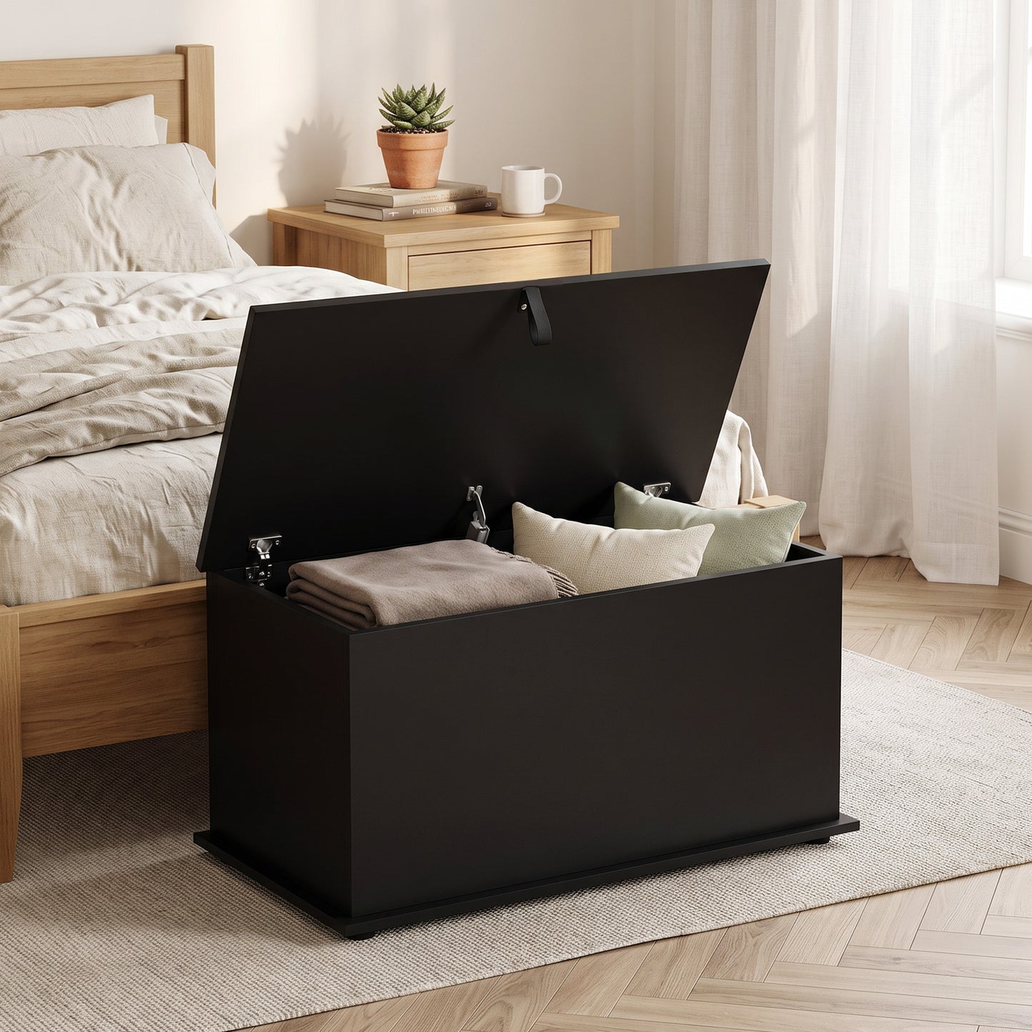 HOMCOM Storage Chest, 102L Blanket Box, Shoe Bench with Safety Hinged Lid, Bed End Bench for Bedroom, 80 x 40 x 45cm, Black